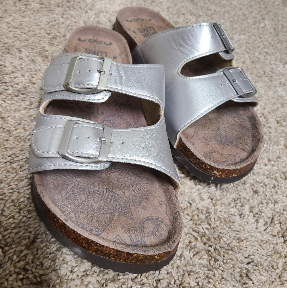 Women Muk Luks Silver Slide Buckle Sandals